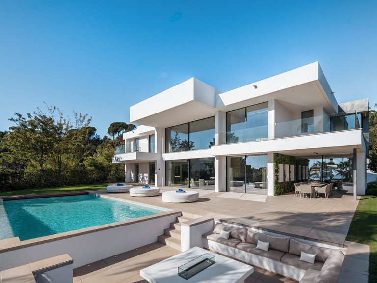 Villa for Sale in Benahavis, Malaga 18
