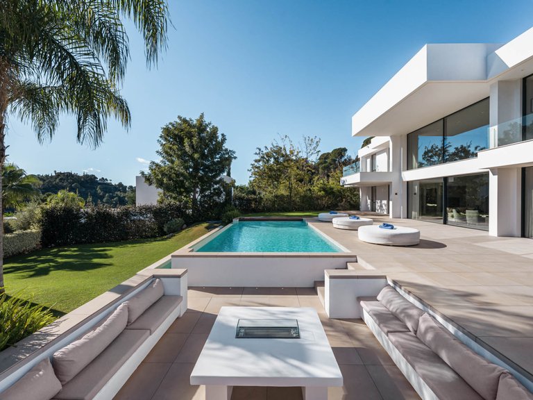Villa for Sale in Benahavis, Malaga 7