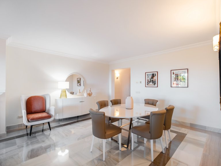 Apartment for Sale in Benahavis, Malaga 19