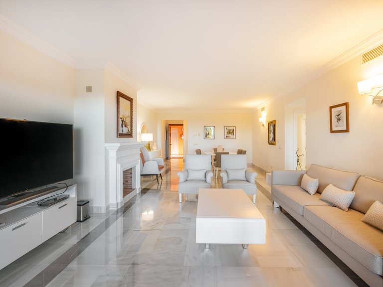 Apartment for Sale in Benahavis, Malaga 6