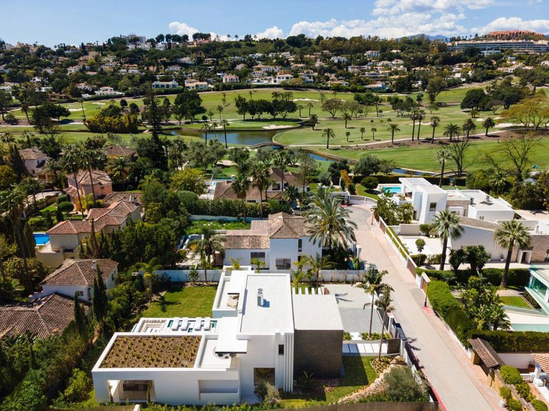 Villa for Sale in Nueva Andalucia, Marbella, Malaga 6