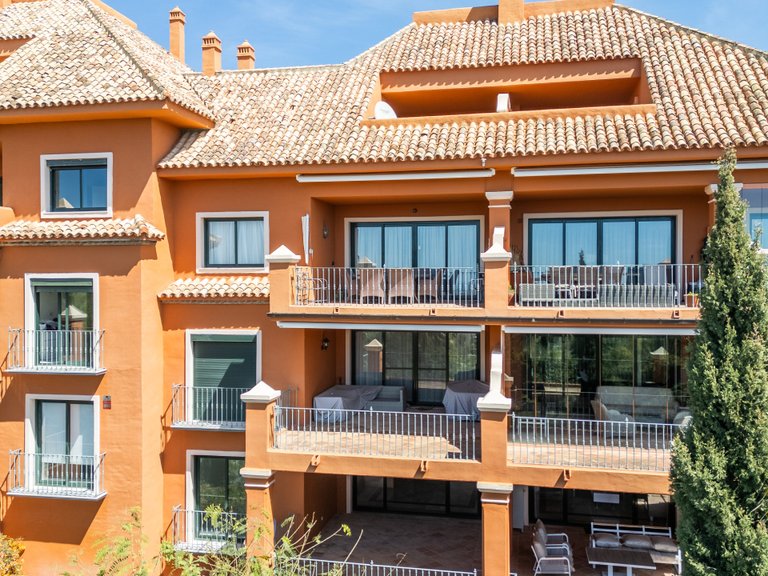 Apartment for Sale in Benahavis, Malaga 21