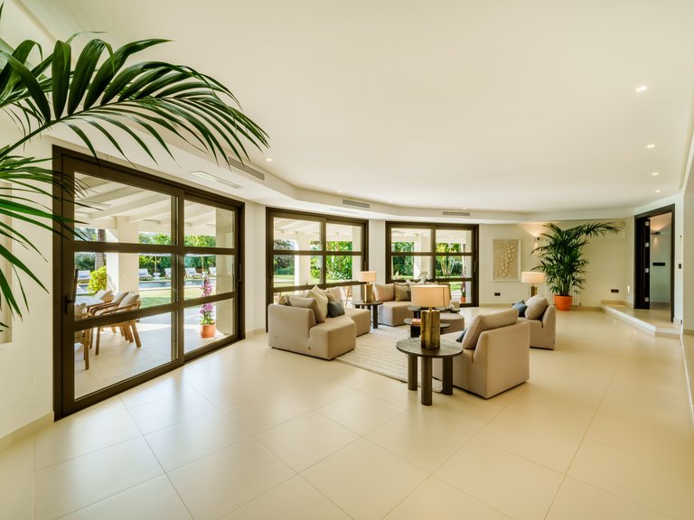 Villa for Sale in Nueva Andalucia, Marbella, Malaga 13