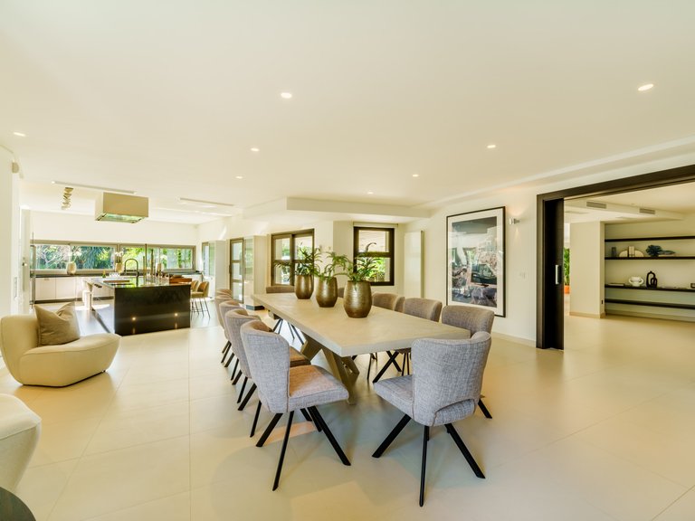 Villa for Sale in Nueva Andalucia, Marbella, Malaga 21
