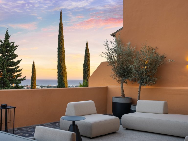 Penthouse for Sale in Nueva Andalucia, Marbella, Malaga 30