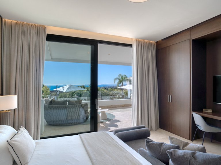 Town House for Sale in Marbella Golden Mile, Marbella, Malaga 18