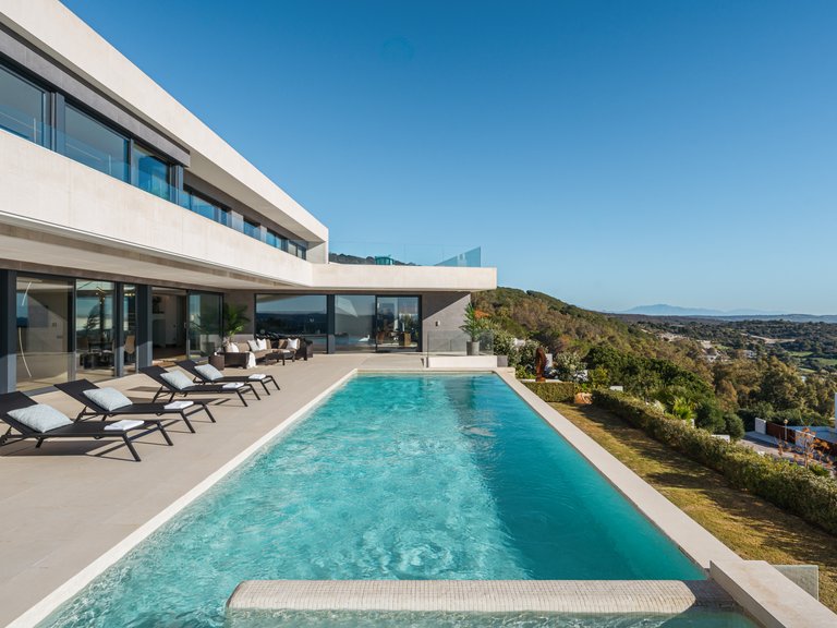 Villa for Sale in Sotogrande, Cadiz 5