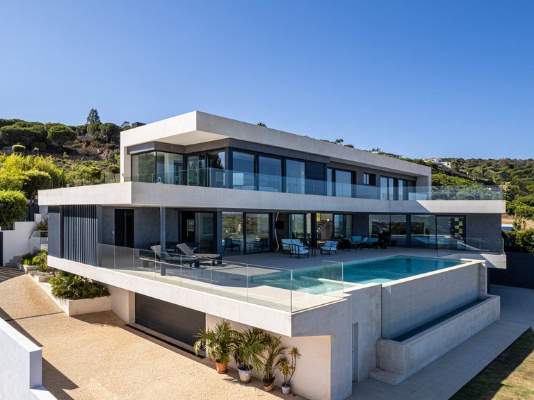 Villa for Sale in Sotogrande, Cadiz 1