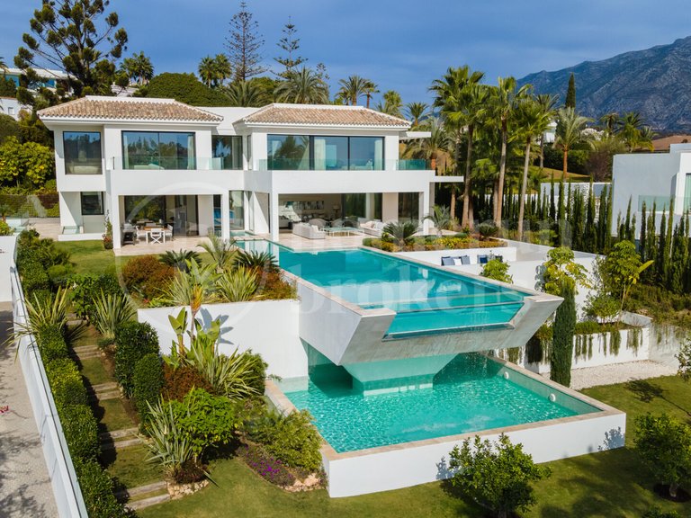 Villa for Sale in Nueva Andalucia, Marbella, Malaga 2