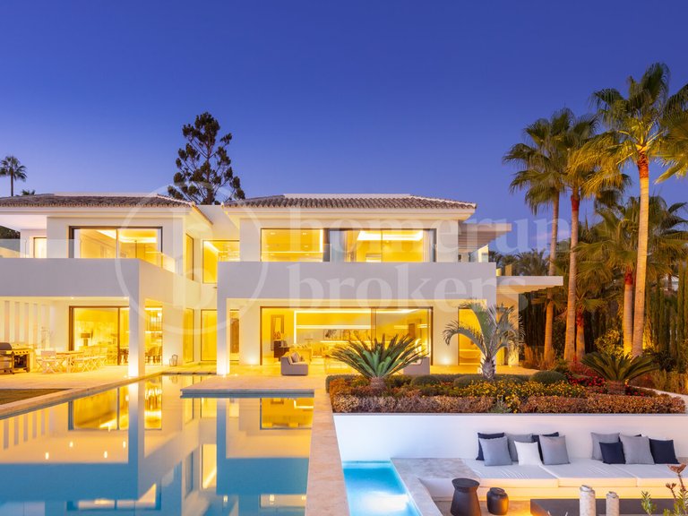 Villa for Sale in Nueva Andalucia, Marbella, Malaga 8