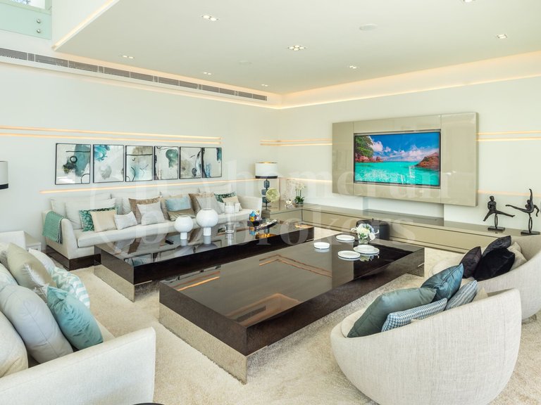Villa for Sale in Nueva Andalucia, Marbella, Malaga 24