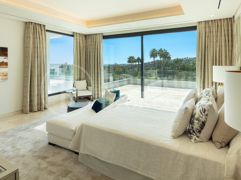 Villa for Sale in Nueva Andalucia, Marbella, Malaga 20