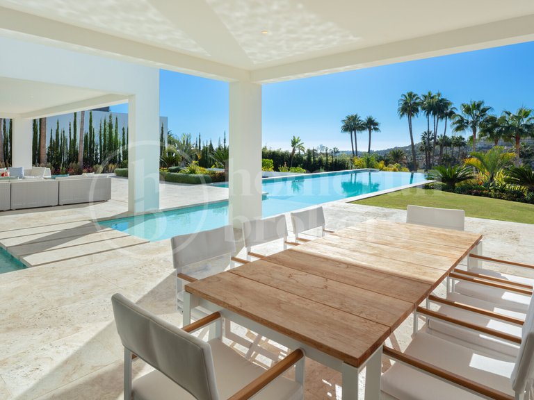 Villa for Sale in Nueva Andalucia, Marbella, Malaga 11