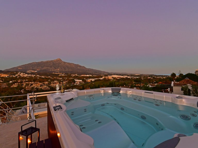 Villa for Sale in Nueva Andalucia, Marbella, Malaga 46