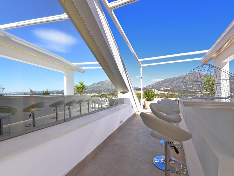 Villa for Sale in Nueva Andalucia, Marbella, Malaga 14