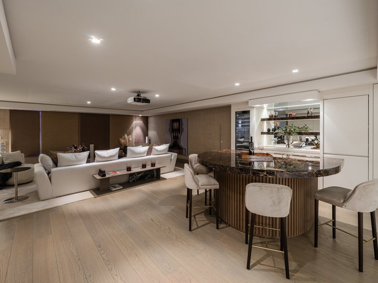 Villa for Sale in Marbella Golden Mile, Marbella, Malaga 50