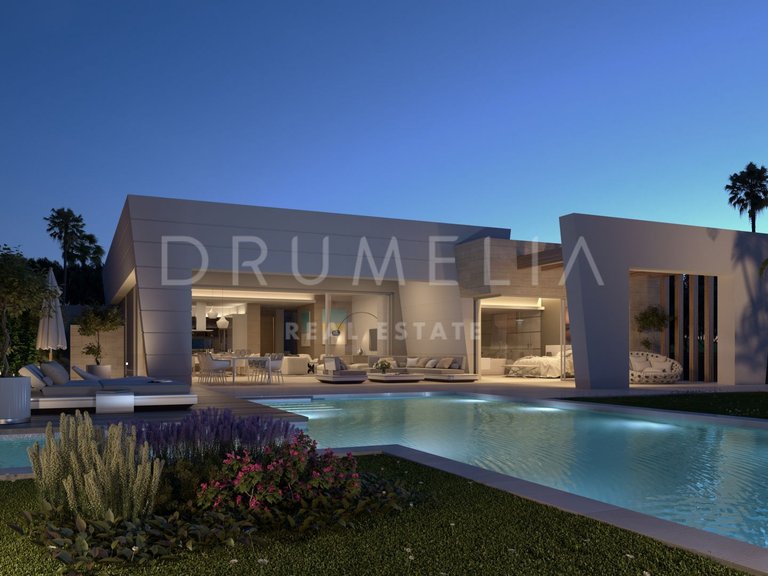 Villa for Sale in Marbella Golden Mile, Marbella, Malaga 9
