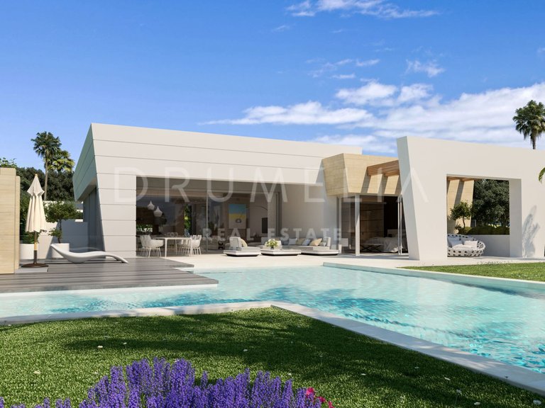 Villa for Sale in Marbella Golden Mile, Marbella, Malaga 1