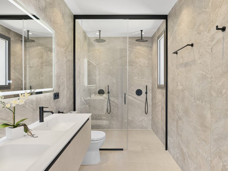 Villa for Sale in Nueva Andalucia, Marbella, Malaga 35