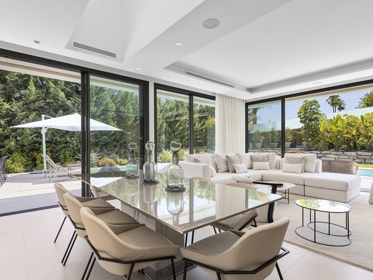 Villa for Sale in Nueva Andalucia, Marbella, Malaga 26