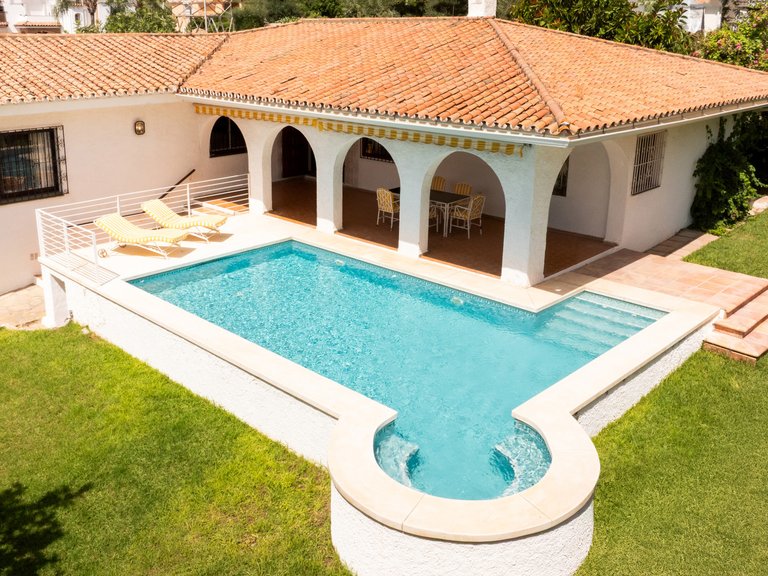 Villa for Sale in San Pedro De Alcantara, Malaga 53