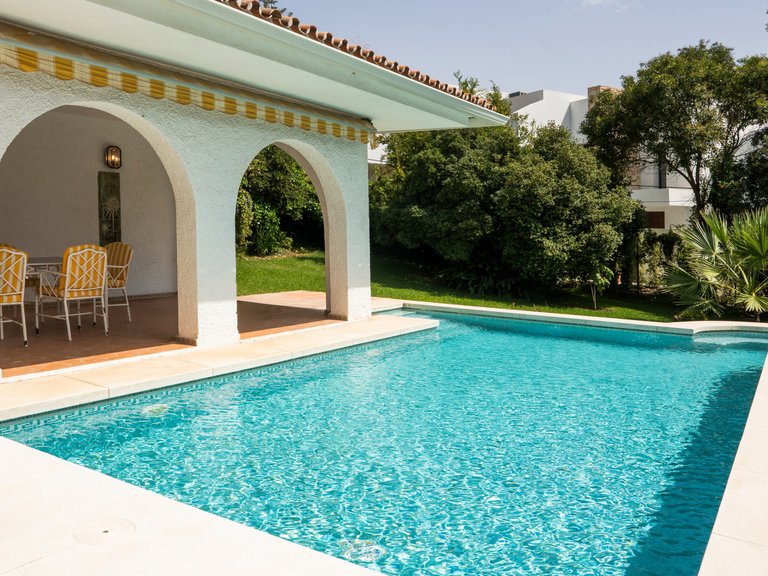 Villa for Sale in San Pedro De Alcantara, Malaga 44