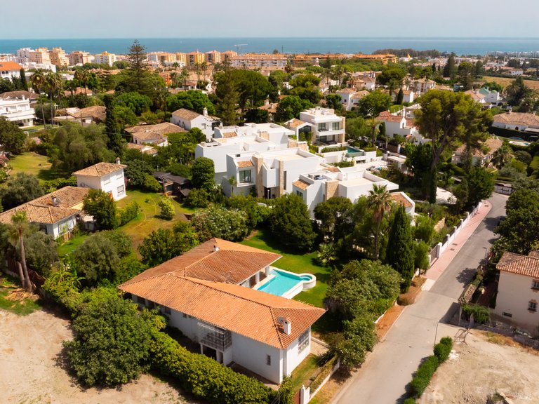 Villa for Sale in San Pedro De Alcantara, Malaga 50