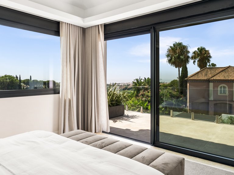 Villa for Sale in Los Flamingos, Benahavis, Malaga 25