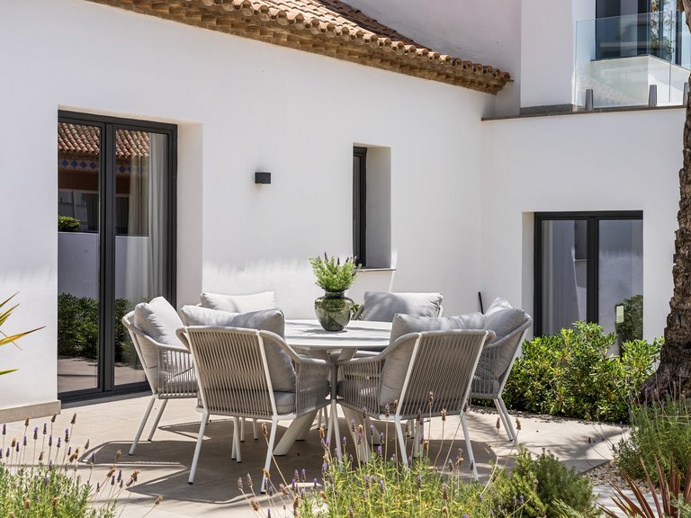 Villa for Sale in Los Flamingos, Benahavis, Malaga 9