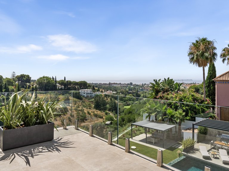 Villa for Sale in Los Flamingos, Benahavis, Malaga 30
