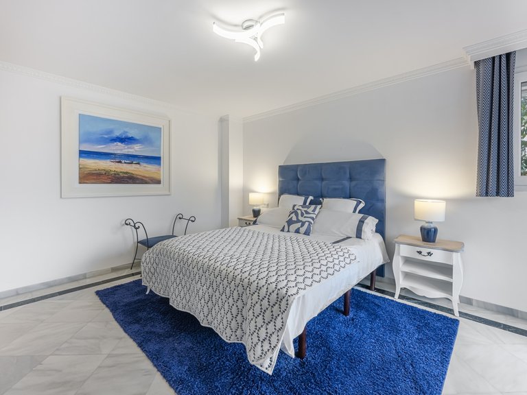 Apartment for Sale in Marbella Golden Mile, Marbella, Malaga 29