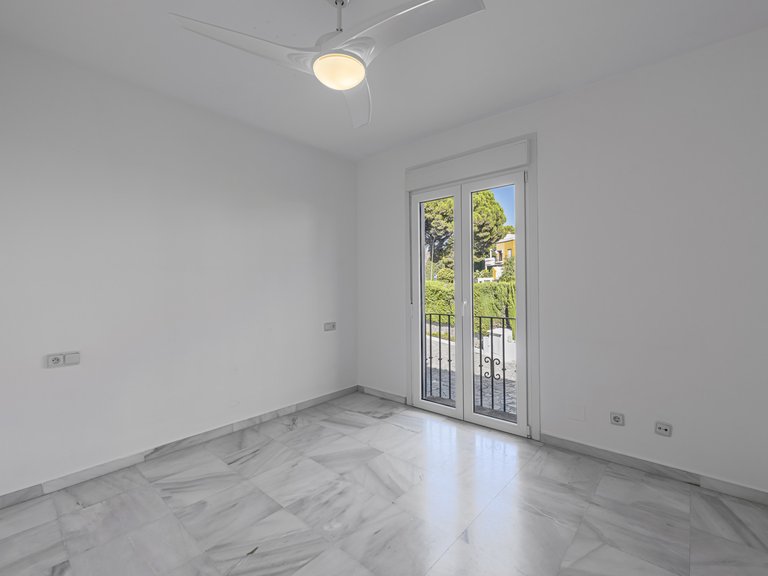 Town House for Sale in Marbella Golden Mile, Marbella, Malaga 29