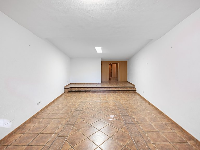 Town House for Sale in Marbella Golden Mile, Marbella, Malaga 32