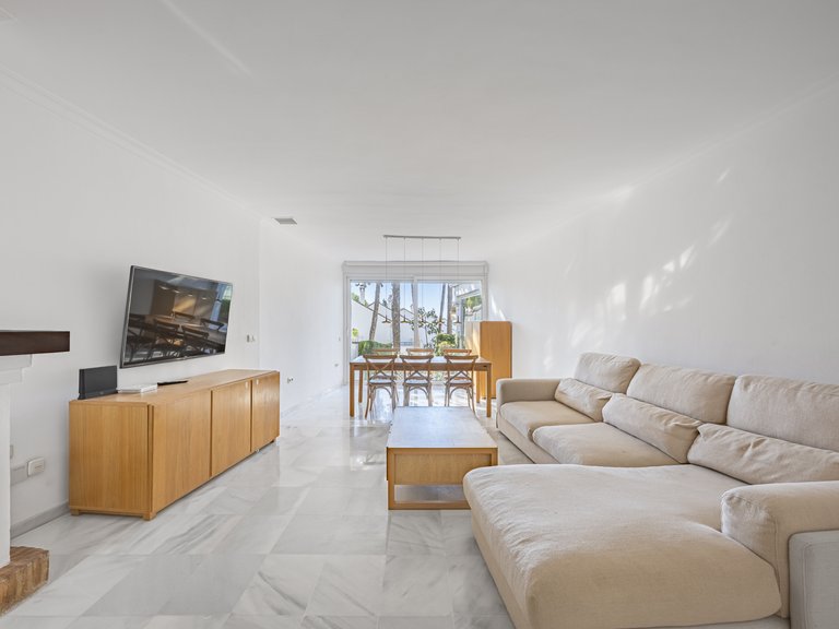 Town House for Sale in Marbella Golden Mile, Marbella, Malaga 4