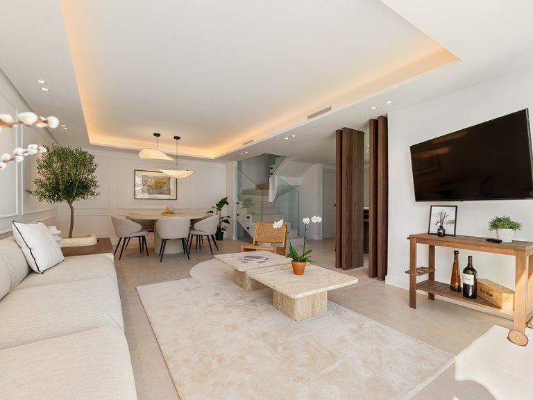 Town House for Sale in Marbella Golden Mile, Marbella, Malaga 10