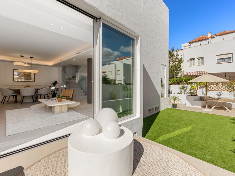 Town House for Sale in Marbella Golden Mile, Marbella, Malaga 45