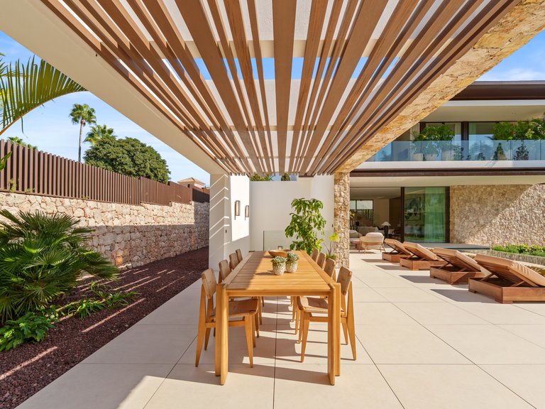 Villa for Sale in Marbella Golden Mile, Marbella, Malaga 51