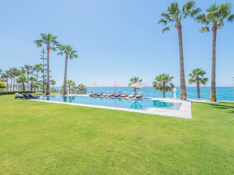 Villa for Rent in Marbella Golden Mile, Marbella, Malaga 11