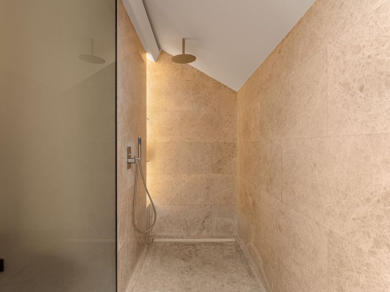 Penthouse for Sale in Marbella Golden Mile, Marbella, Malaga 13