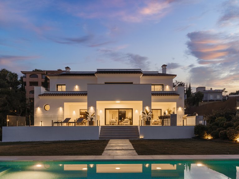 Villa for Sale in Marbella Este, Marbella, Malaga 27