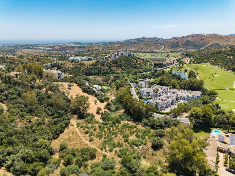 Plot for Sale in Puerto del Almendro, Benahavis, Malaga 3