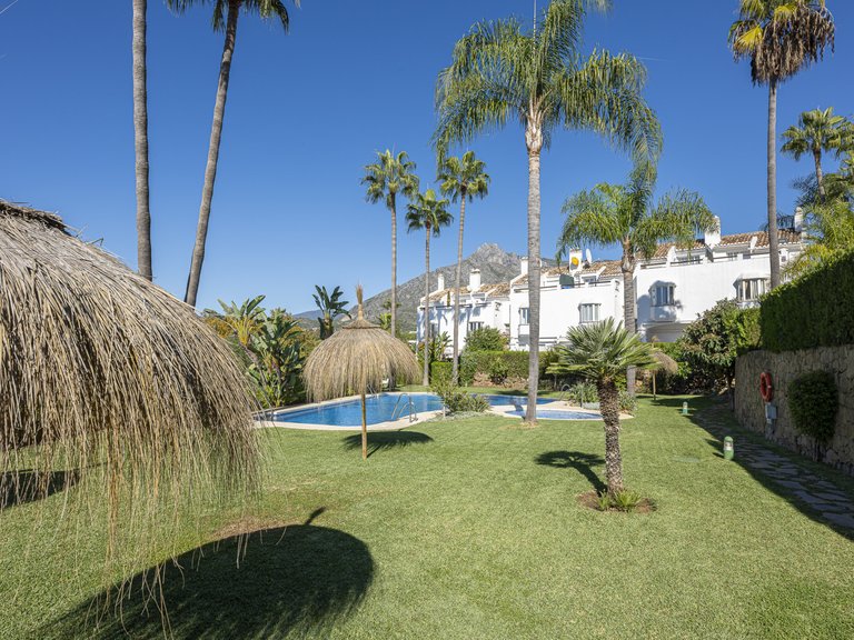 Town House for Sale in Marbella Golden Mile, Marbella, Malaga 7