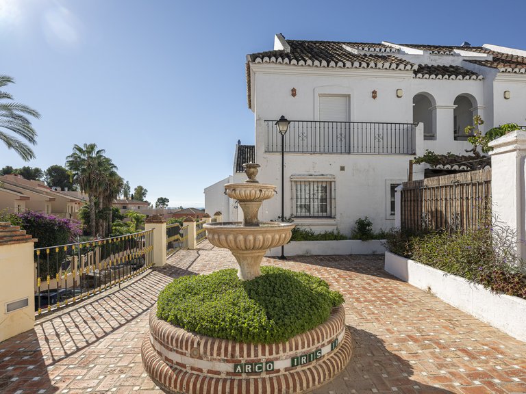 Town House for Sale in Marbella Golden Mile, Marbella, Malaga 6