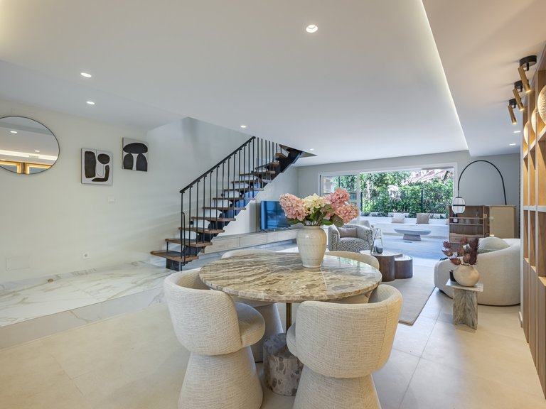 Town House for Sale in Marbella Golden Mile, Marbella, Malaga 3