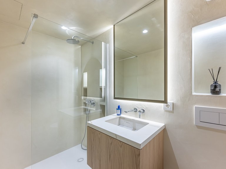 Town House for Sale in Marbella Golden Mile, Marbella, Malaga 27
