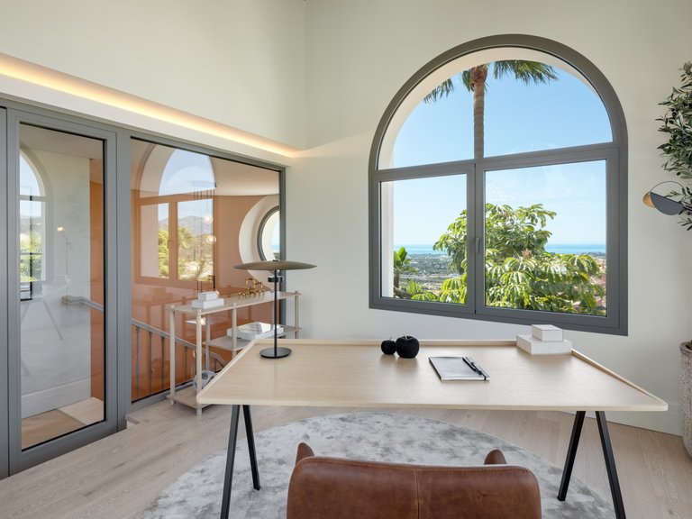 Villa for Sale in La Quinta, Benahavis, Malaga 25