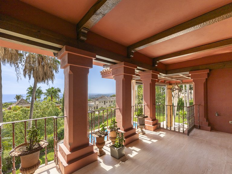 Villa for Sale in Marbella Golden Mile, Marbella, Malaga 18