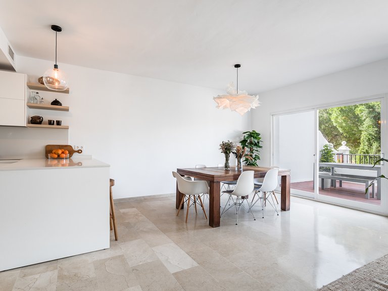 Town House for Sale in Las Encinas, Benahavis, Malaga 34