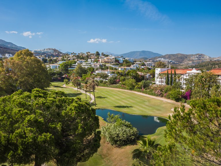 Town House for Sale in Las Encinas, Benahavis, Malaga 25