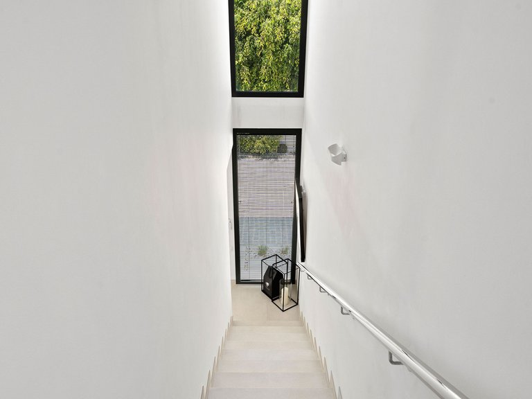 Villa for Sale in Estepona East, Estepona, Malaga 15